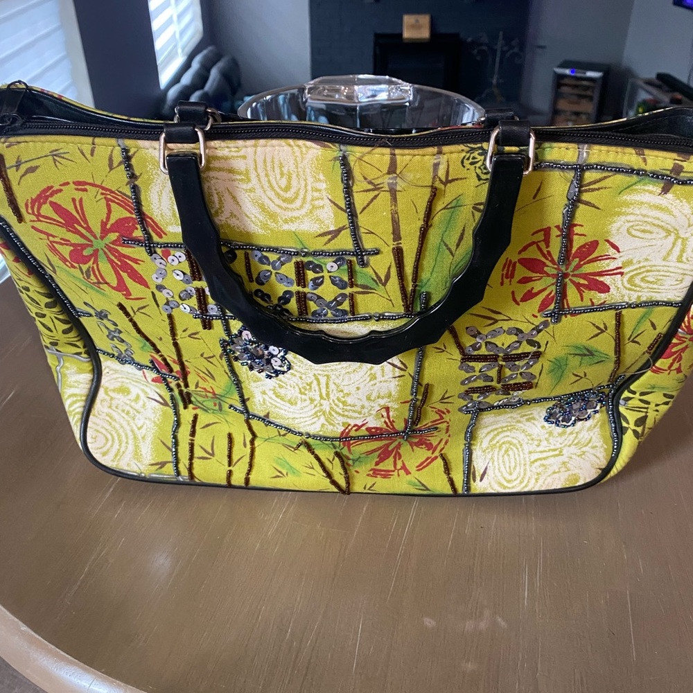 Ooooh we handbag